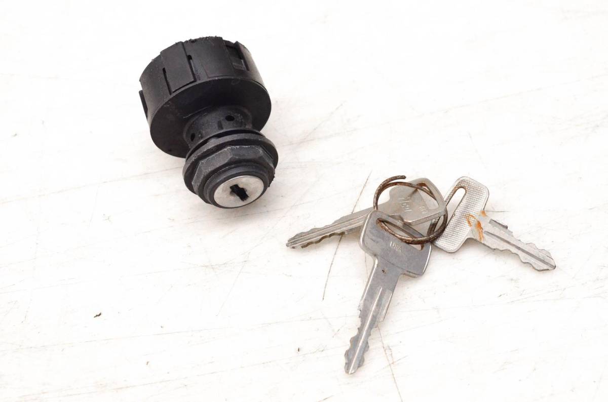 01 Polaris Sportsman 500 HO 4x4 Key Switch