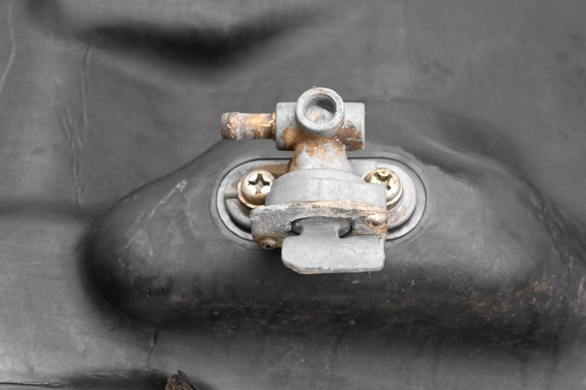 95 Yamaha Timberwolf 250 2x4 Gas Tank & Fuel Petcock YFB250