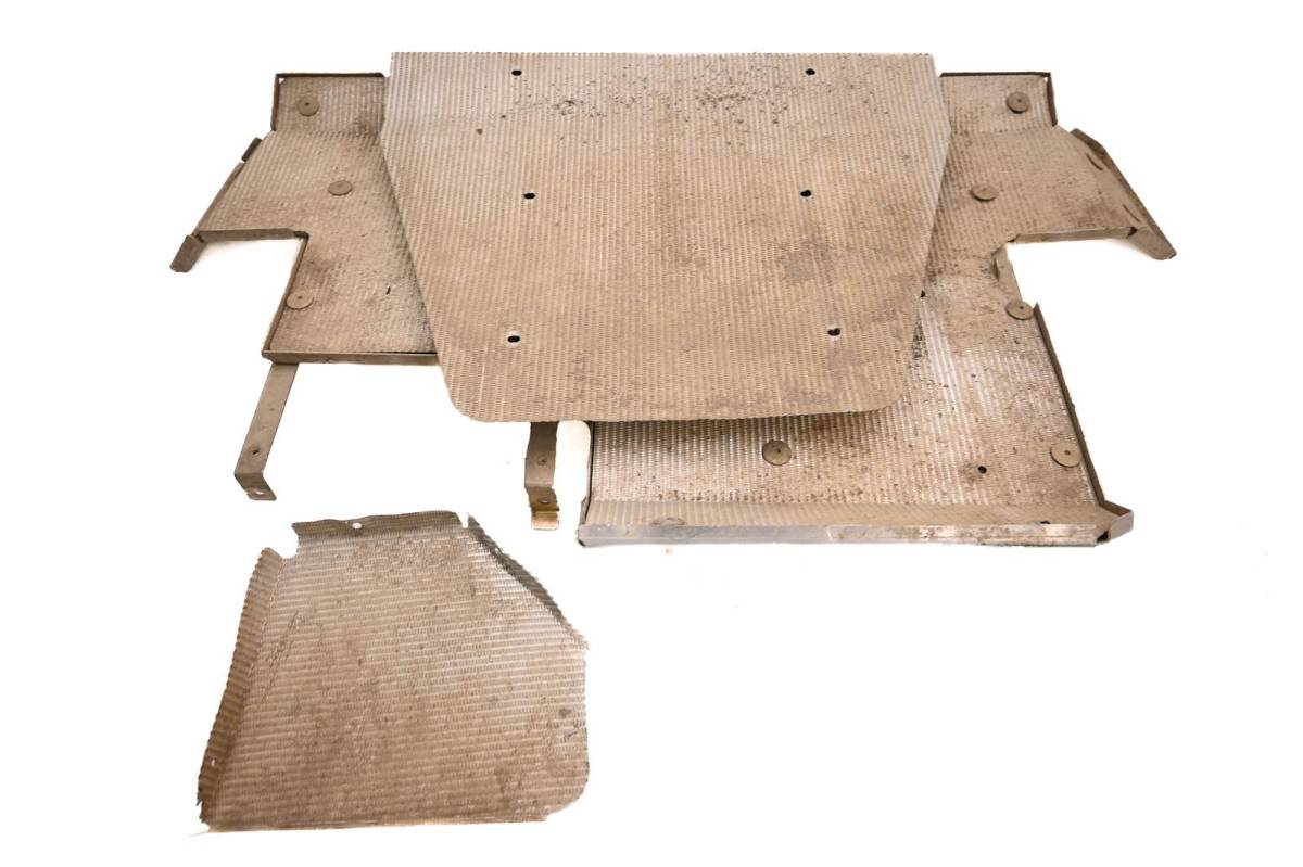 19 Arctic Cat Wildcat XX 1000 4x4 Frame Exhaust & Clutch Heat Shield