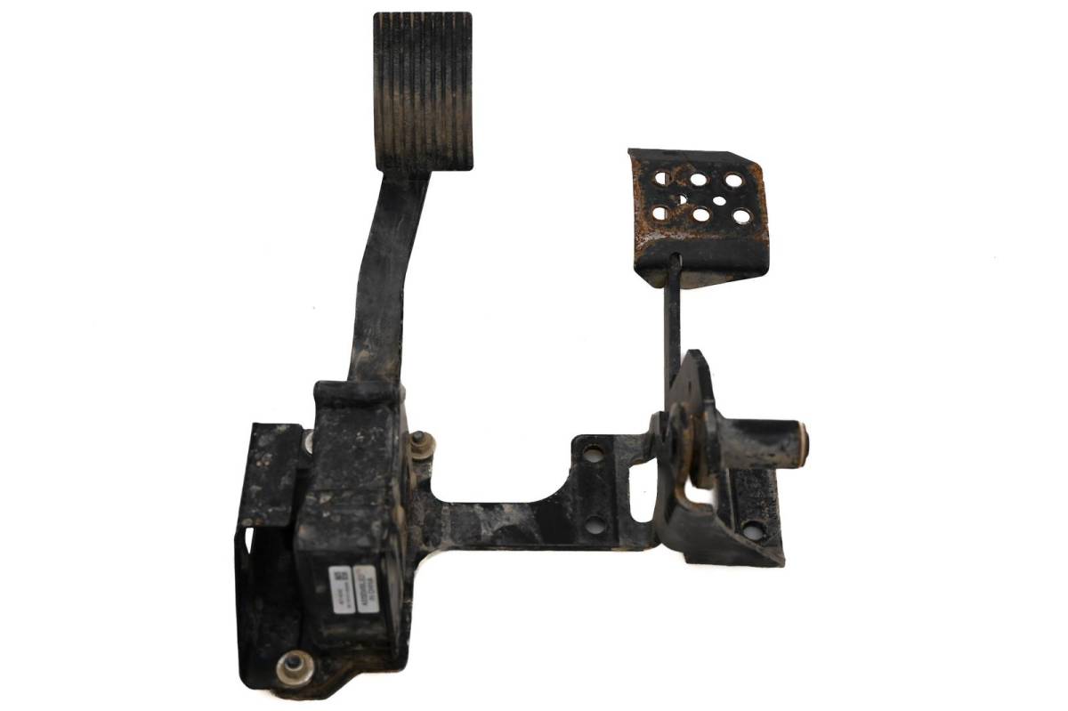20 Polaris RZR XP 1000 Trails & Rocks Gas Brake Pedal Assembly