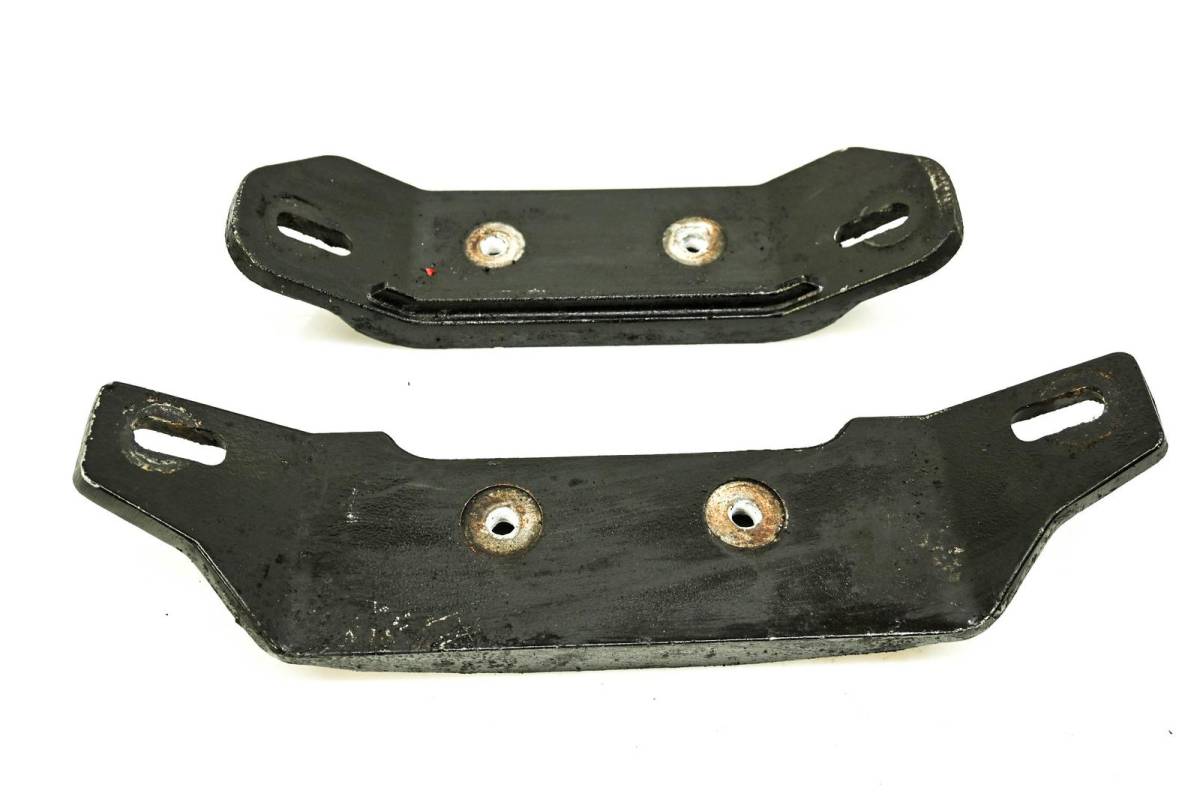 02 Polaris Genesis I 4-Pass Engine Motor Support Brackets Mounts