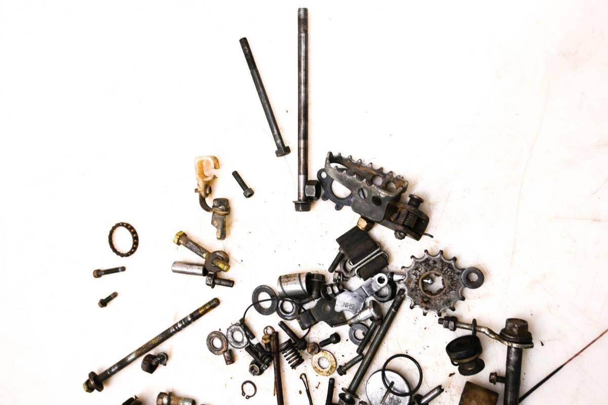 05 Yamaha TTR90E Hardware Set Nuts & Bolts