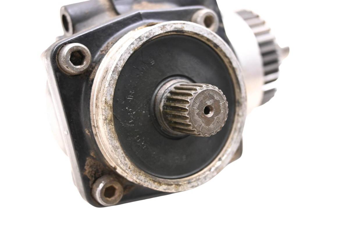 86 Honda Fourtrax 350 4x4 Side Middle Drive Transfer Gear Case TRX350