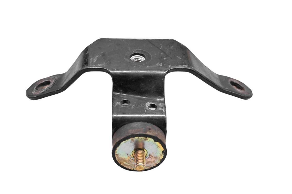 05 HarleyDavidson FXDCI Horn Bracket Mount
