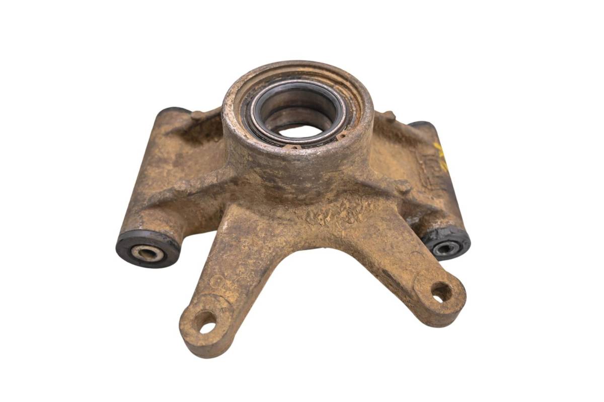 12 Polaris Sportsman 550 Rear Left Spindle Knuckle