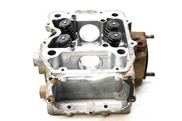 Polaris - 00 Polaris Xpedition 425 4x4 Cylinder Head