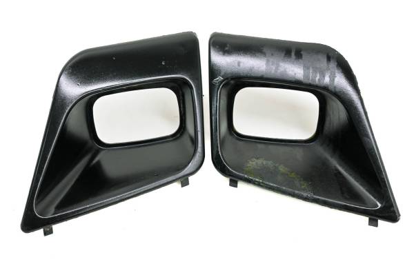 Cub Cadet - 09 Cub Cadet Volunteer 750 4x4 EFI Front Headlight Bezels Left & Right Tracker 46E