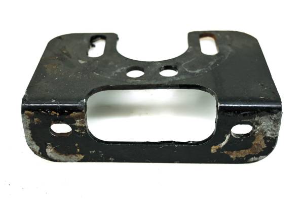 Cub Cadet - 09 Cub Cadet Volunteer 750 4x4 EFI Seat Bracket Mount Driver Passenger Tracker 46E