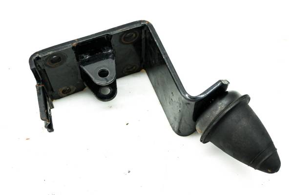 Kawasaki - 08 Kawasaki Mule 3010 Diesel 4x4 Rear Shock Bracket Mount KAF950D