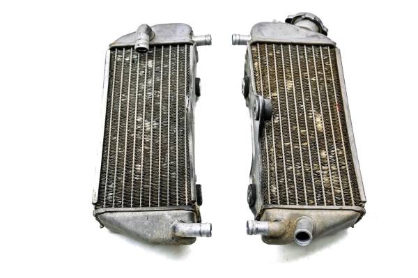 Yamaha - 03 Yamaha YZ250F Radiators Left & Right