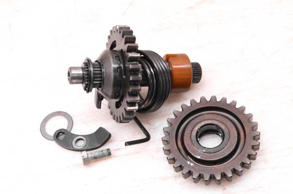 Kawasaki - 05 Kawasaki KX250F Kick Start Gear Spindle