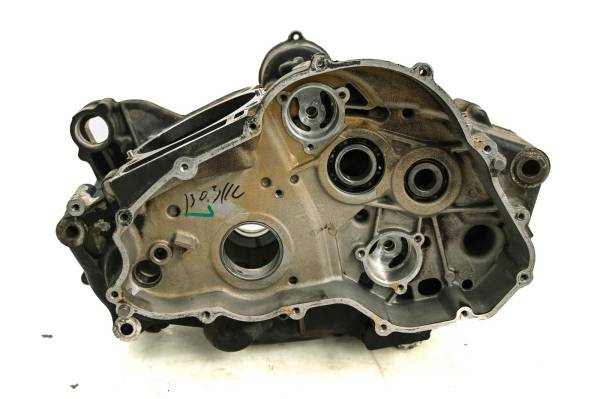 BMW - 14 BMW G650GS Sertao Crankcase Center Crank Case