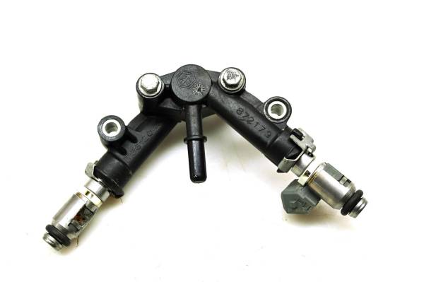 Aprilia - 09 Aprilia Shiver 750 Fuel Rail & Injectors SL750 For Parts