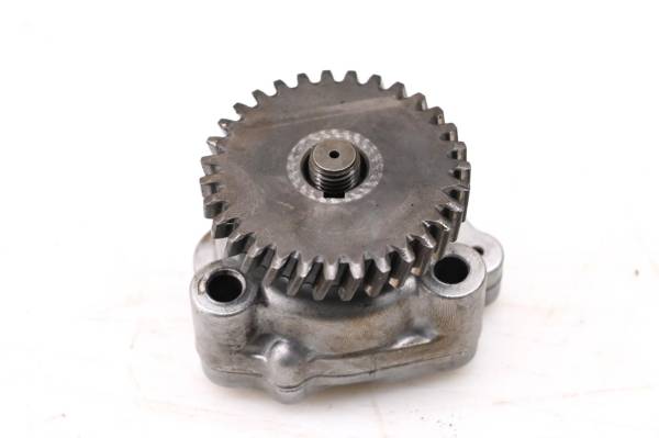 Bobcat - 08 Bobcat 2200S 4x4 Diesel Oil Pump