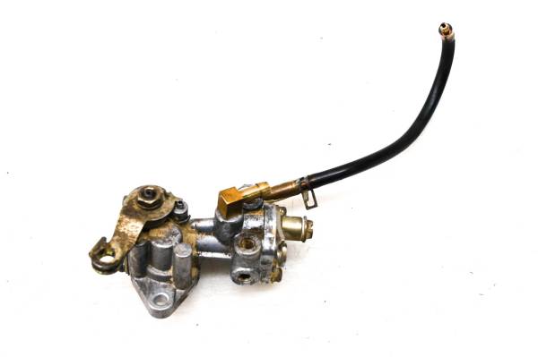 Polaris - 02 Polaris Trail Blazer 250 2x4 Oil Pump