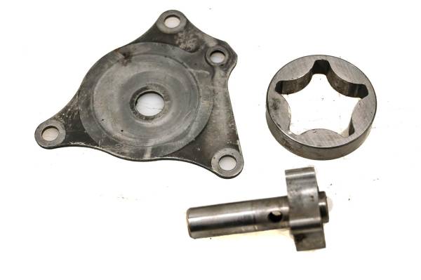 Kawasaki - 00 Kawasaki Mule 2500 2x4 Oil Pump KAF620