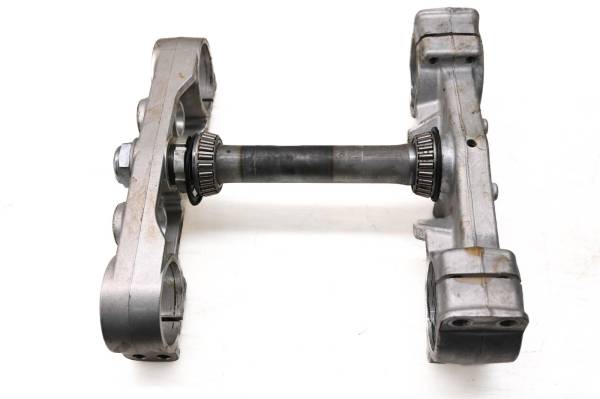 Suzuki - 16 Suzuki DRZ400SM Triple Tree Clamps