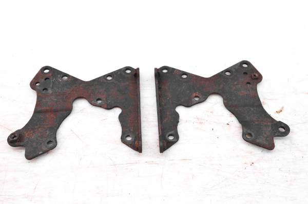 Suzuki - 01 Suzuki Quadsport 80 2x4 Rear Plate Muffler Brackets Mounts LT80