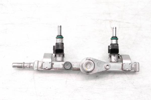 Polaris - 19 Polaris RZR 1000 XP EPS 4x4 Fuel Injectors & Rail