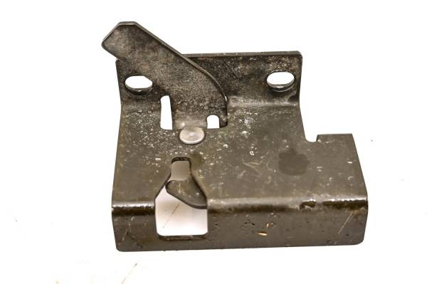 Kubota - 04 Kubota RTV900W Hood Latch