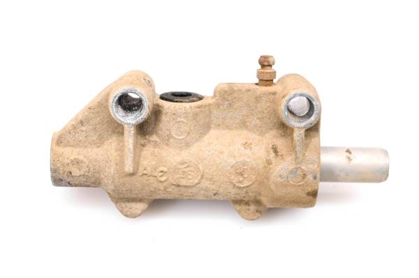 Polaris - 11 Polaris Sportsman 850 EFI Touring 4x4 Rear Brake Master Cylinder