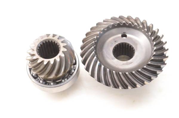 Polaris - 00 Polaris Sportsman 500 4x4 Transmission Bevel Gears