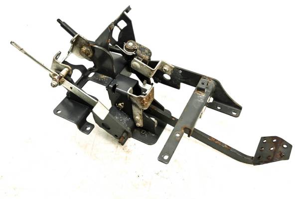 Kubota - 15 Kubota RTV X900 G Gas Throttle Brake Pedal Assembly