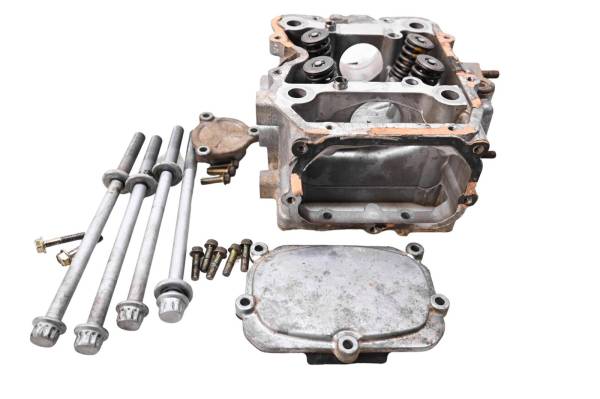 Polaris - 03 Polaris Sportsman 500 4x4 Cylinder Head