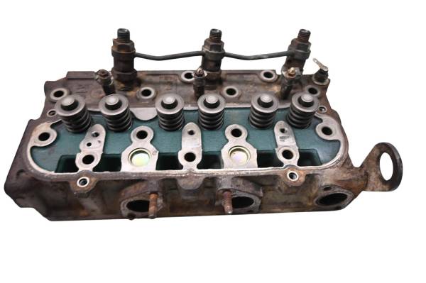 Kubota - 06 Kubota RTV900W Cylinder Head