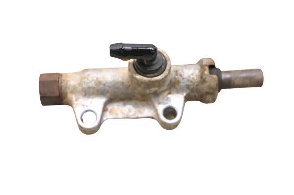 Polaris - 02 Polaris Sportsman 500 4x4 Rear Brake Master Cylinder