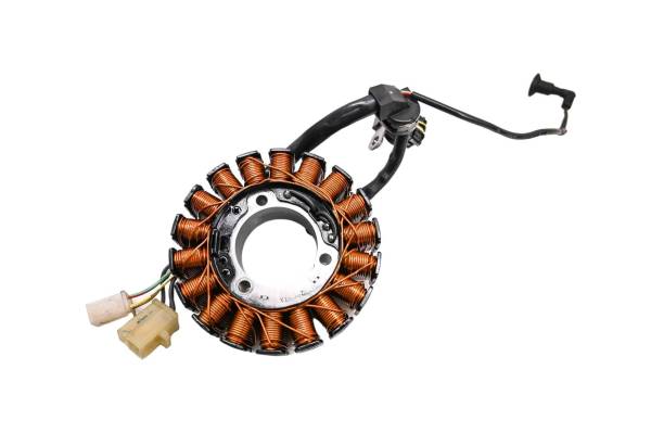 Honda - 16 Honda CBR300R Stator