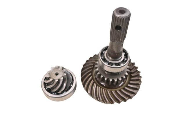 Polaris - 03 Polaris Magnum 330 4x4 Transmission Bevel Gears Output Shaft