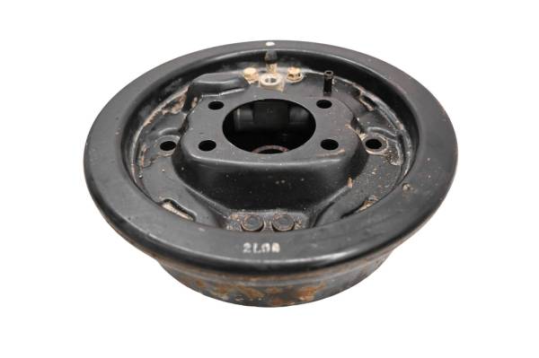 Kawasaki - 13 Kawasaki Mule 4010 Diesel 4x4 Front Right Brake Drum Assembly KAF950D