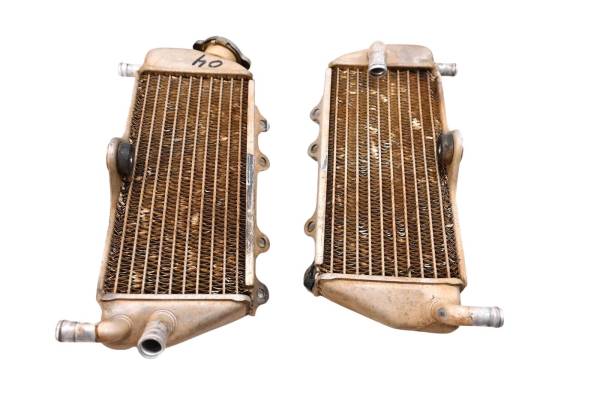 Yamaha - 04 Yamaha YZ250F Radiators Left & Right