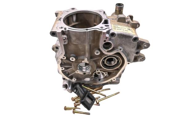 Polaris - 19 Polaris Sportsman 570 EFI 4x4 Crankcase Center Crank Case