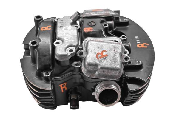 Suzuki - 19 Suzuki Boulevard M50 Rear Cylinder Head