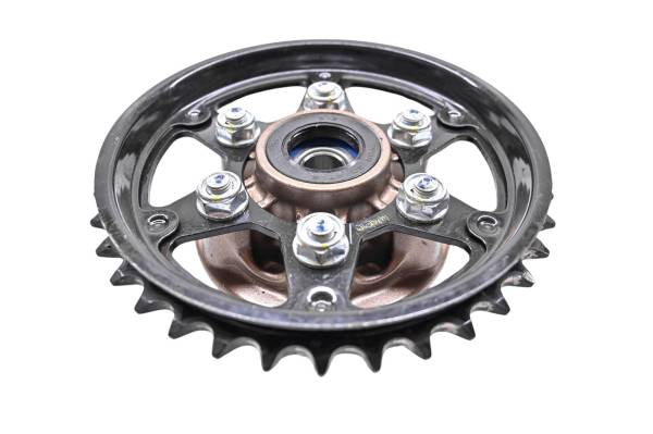 Honda - 21 Honda CB300F Rear Sprocket & Hub