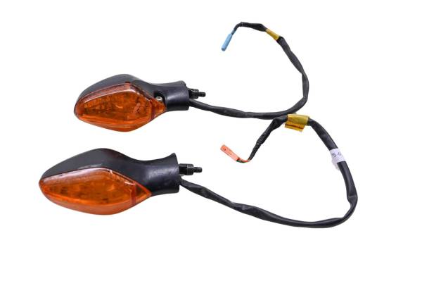 Honda - 16 Honda CBR500RR Rear Blinkers