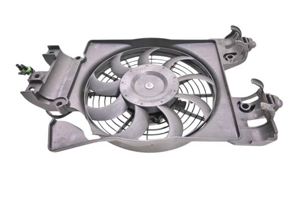 Can-Am - 13 Can-Am Spyder RS SM5 Radiator Fan