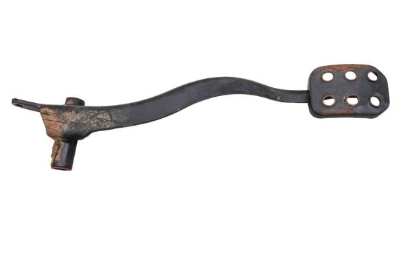 18 Cat CUV102D Brake Pedal