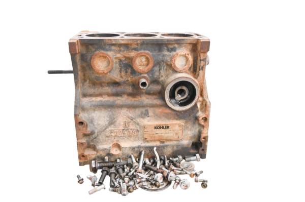 18 Cat CUV105D Crankcase Center Crank Case & Cylinders For Parts