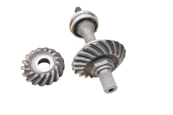 Arctic Cat - 04 Arctic Cat 400 4X4 FIS Auto Transmission Bevel Gears Output Shaft