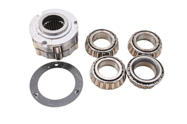 Polaris - 98 Polaris Scrambler 400 4x4 Hillard Clutch Front Hub Bearings