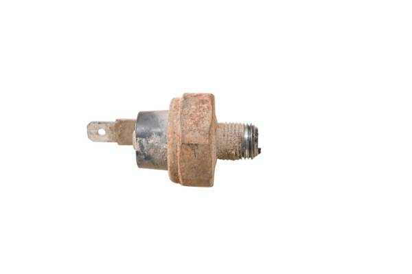 12 Gravely Treker 4x4 Oil Pressure Sensor Subaru EH650DB8002