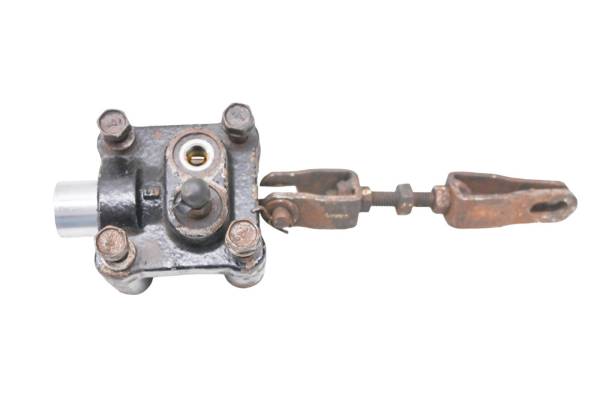 Kubota - 09 Kubota RTV1100CW Front Right Brake Cylinder