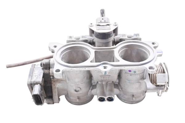 Honda - 23 Honda CB500F Throttle Body