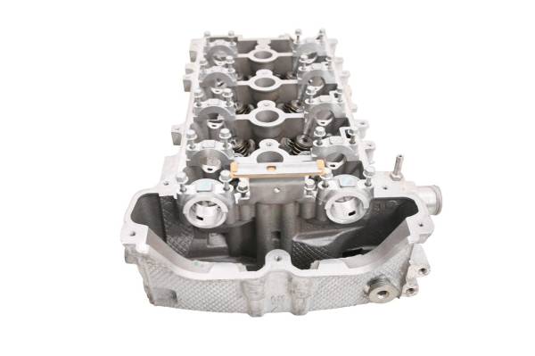 Polaris - 16 Polaris Slingshot SL Cylinder Head