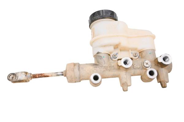 Polaris - 18 Polaris Ranger Crew 570 4x4 Front Brake Master Cylinder