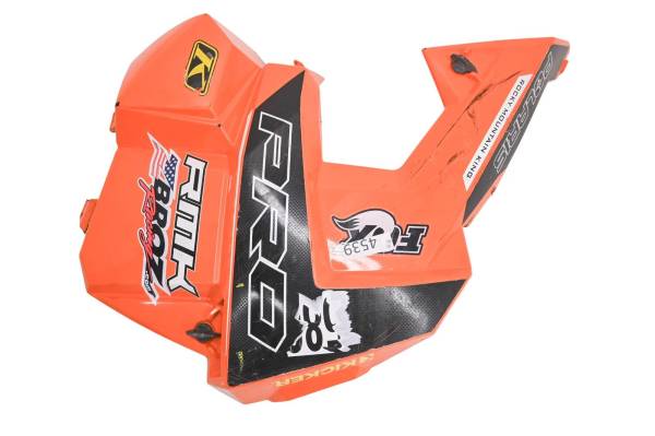 Polaris - 16 Polaris PRO RMK 800 Left Side Panel Shroud Cover 155"