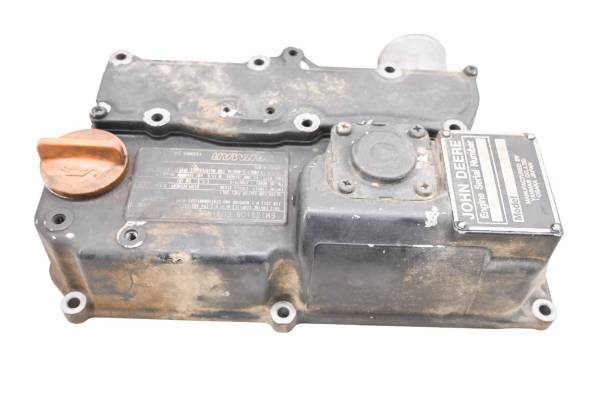 John Deere - 13 John Deere Gator 855D Valve Cover